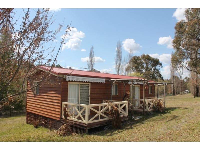 77 BARLEYFIELDS ROAD, Armidale NSW 2350