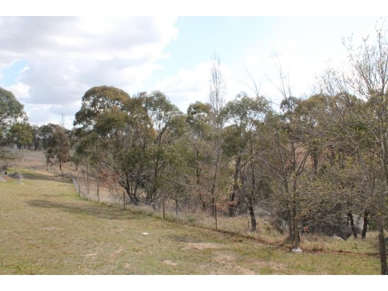 77 BARLEYFIELDS ROAD, Armidale NSW 2350
