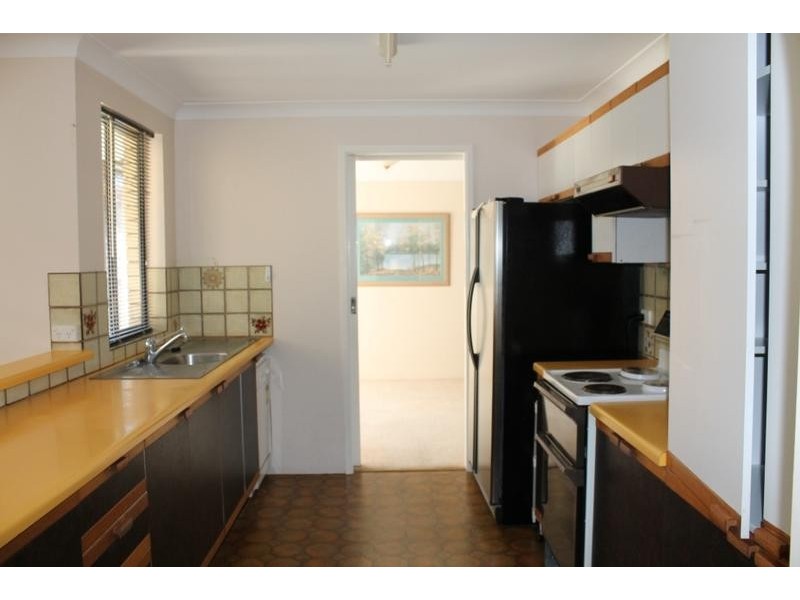 7 SIMPSON AVE, Armidale NSW 2350