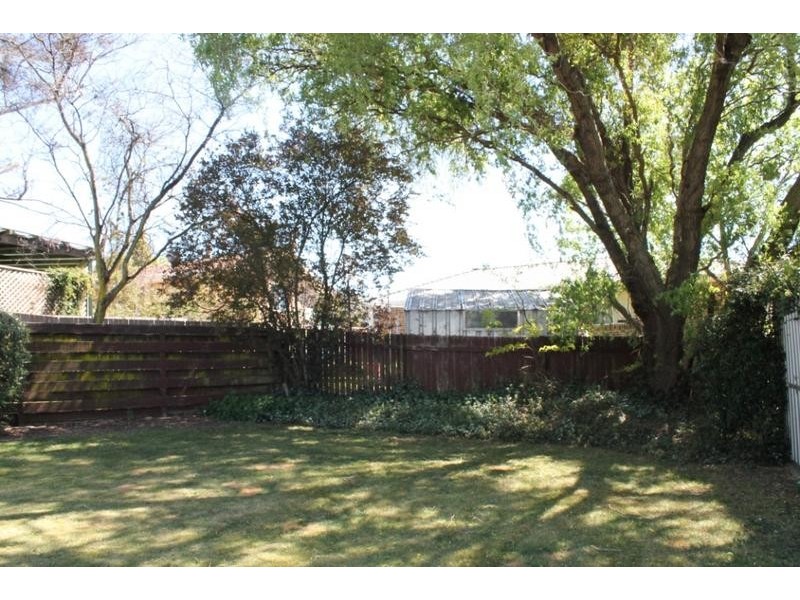 7 SIMPSON AVE, Armidale NSW 2350