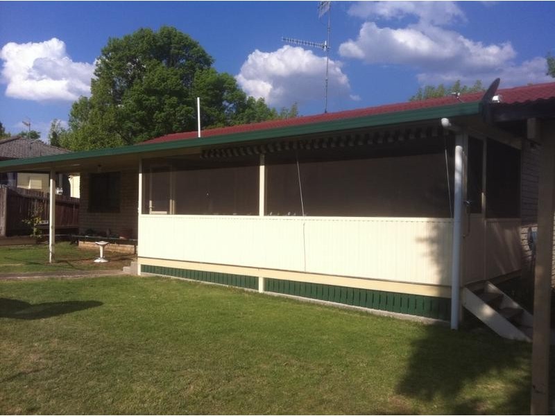 12 NORTH STREET, Armidale NSW 2350