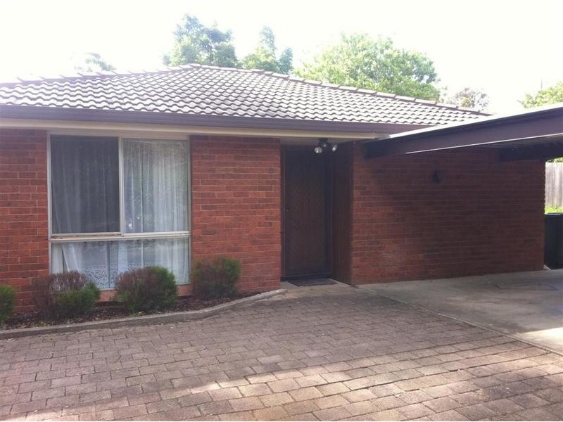 2/212 Markham Street, Armidale NSW 2350