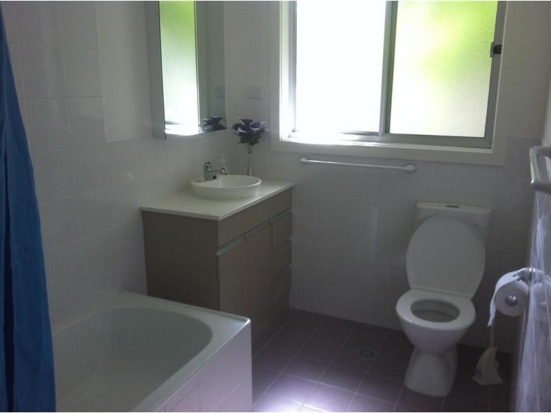 2/212 Markham Street, Armidale NSW 2350