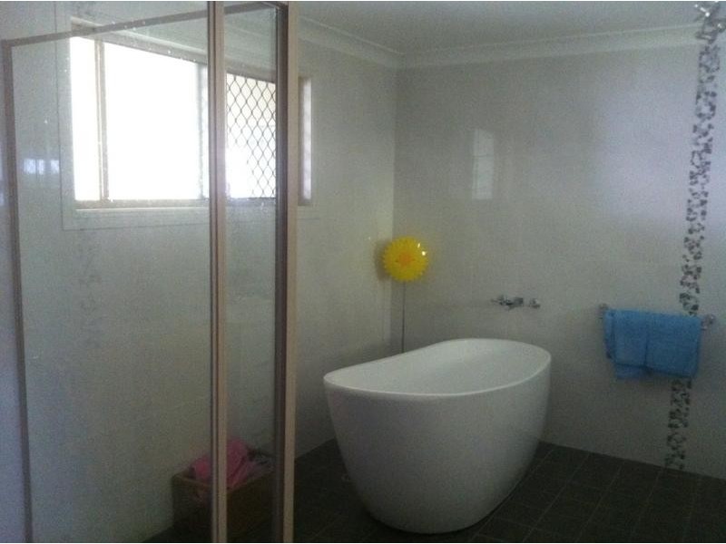 84 DOUGLAS STREET, Armidale NSW 2350