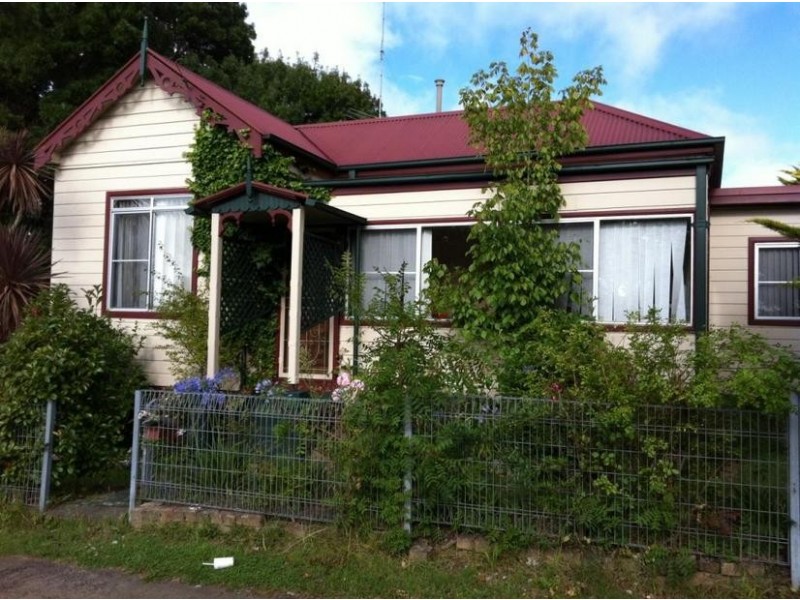 52 MARSH STREET, Armidale NSW 2350