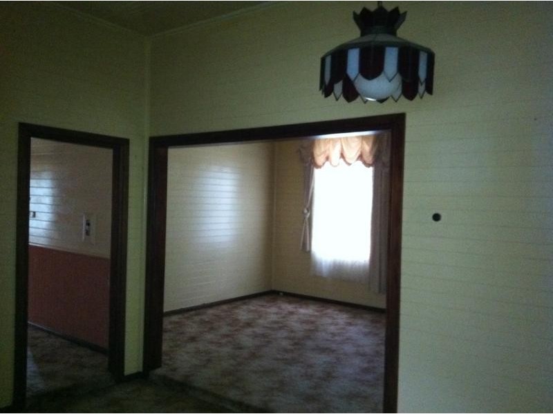 52 MARSH STREET, Armidale NSW 2350