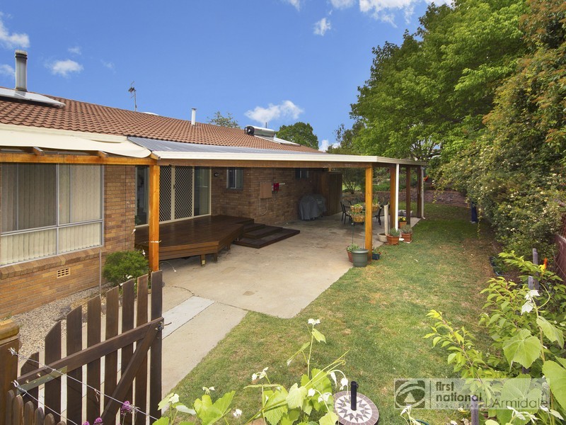12 FREEMAN CRESCENT, Armidale NSW 2350