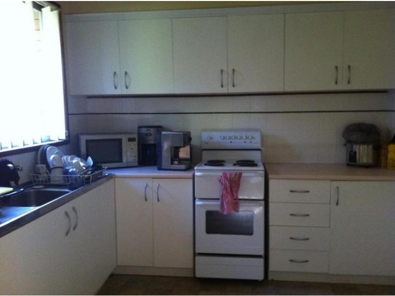 1/64 Niagara Streeet, Armidale NSW 2350