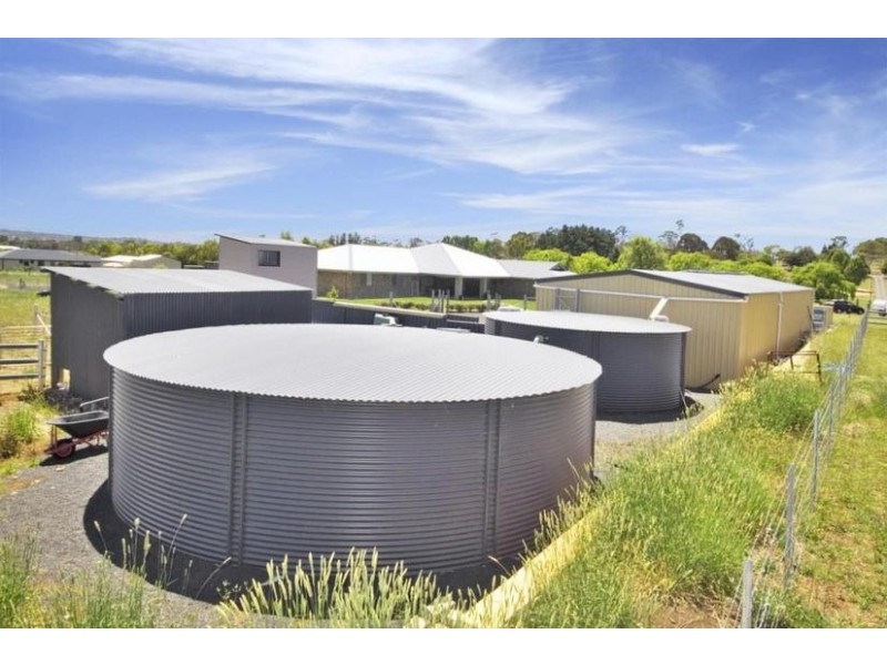 32 DANGARSLEIGH ROAD, Armidale NSW 2350