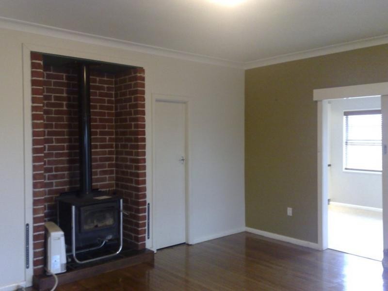 15 Richardson Avenue, Armidale NSW 2350