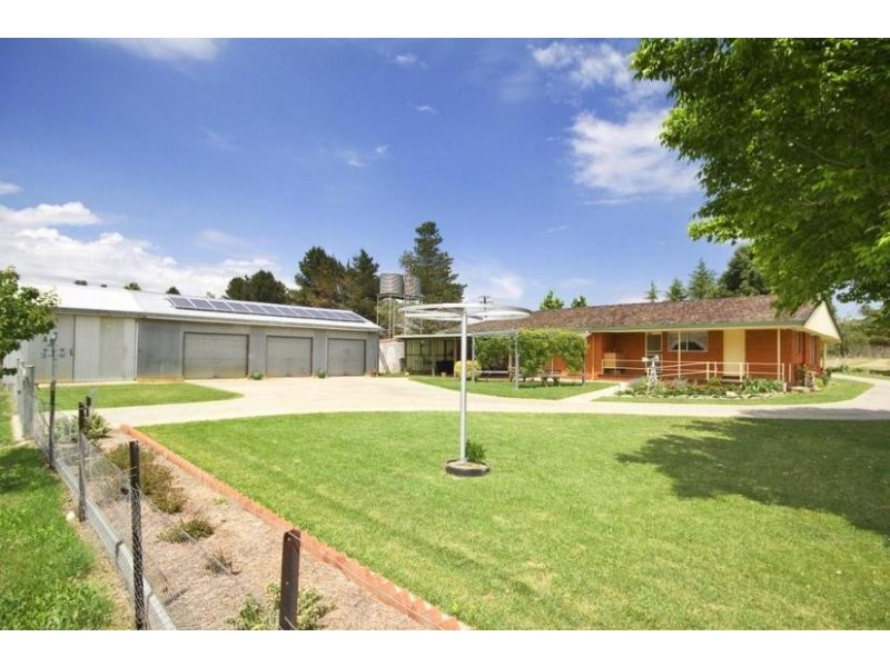 23 O’CONNELL ROAD, Armidale NSW 2350