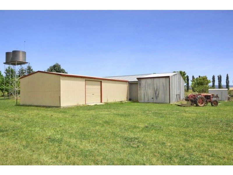 23 O’CONNELL ROAD, Armidale NSW 2350