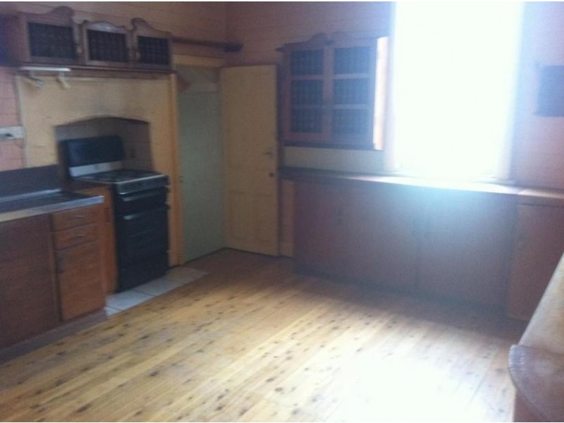 165 Barney Street, Armidale NSW 2350
