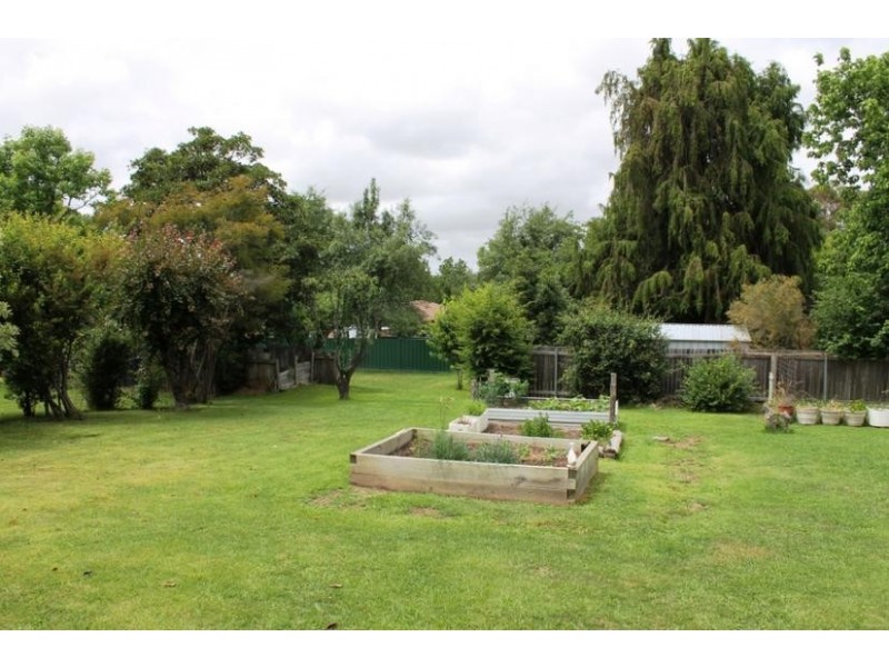 22 GORDON STREET, Armidale NSW 2350