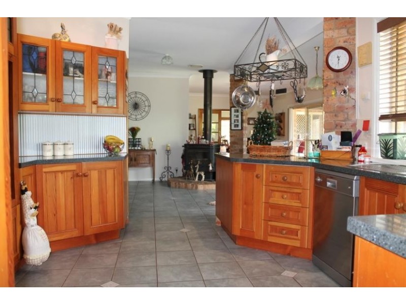 91-99 GLEN INNES ROAD, Armidale NSW 2350