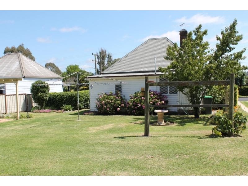334 BEARDY STREET, Armidale NSW 2350