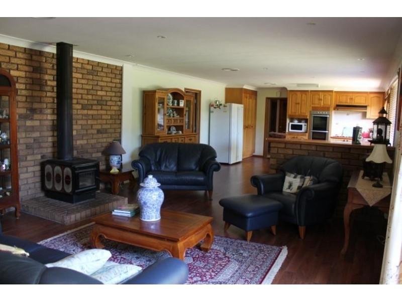 21 MURRAY AVE, Armidale NSW 2350