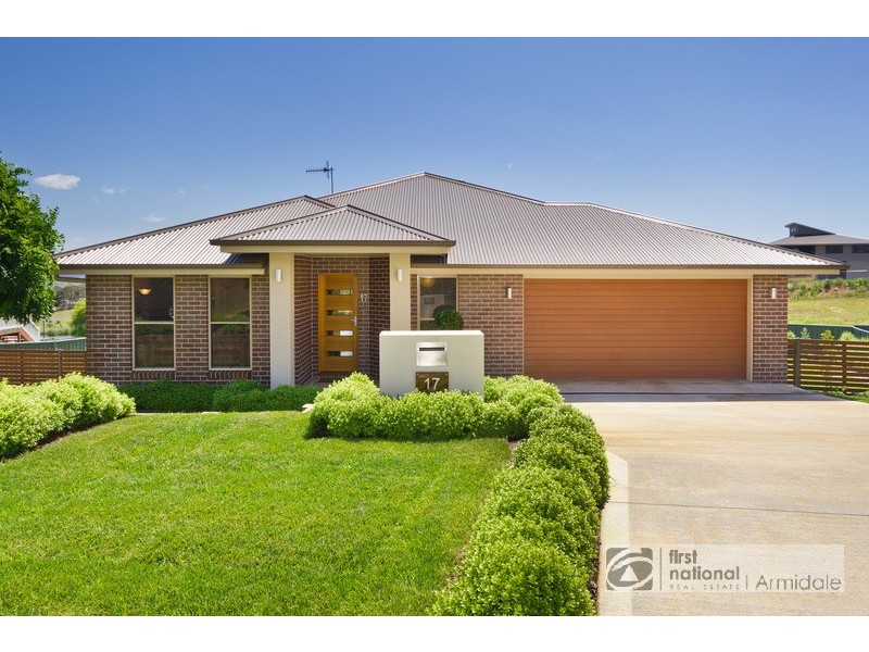 17 HINTON TERRACE, Armidale NSW 2350