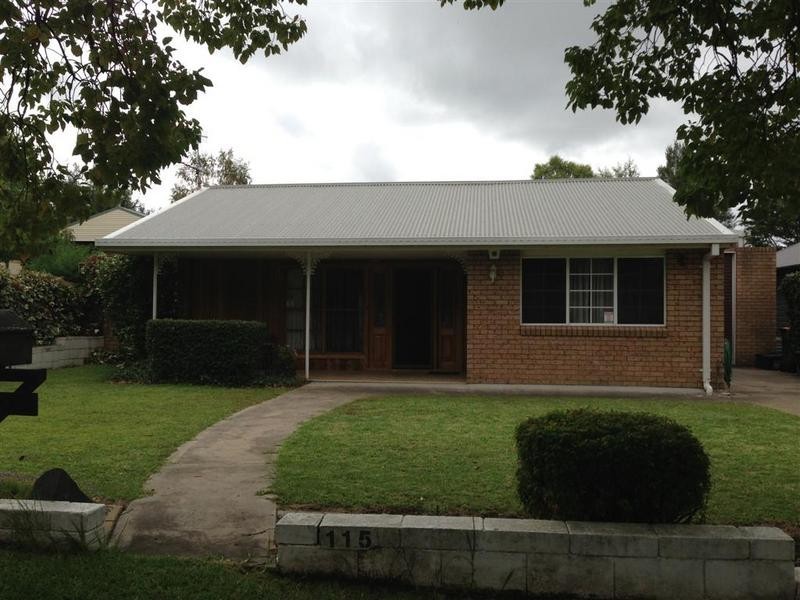 115 Jeffrey Street, Armidale NSW 2350