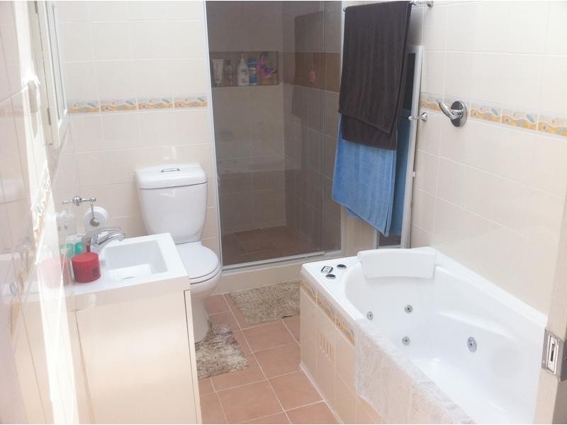 20 McIntosh Crescent, Armidale NSW 2350