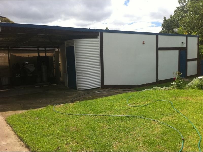 20 McIntosh Crescent, Armidale NSW 2350