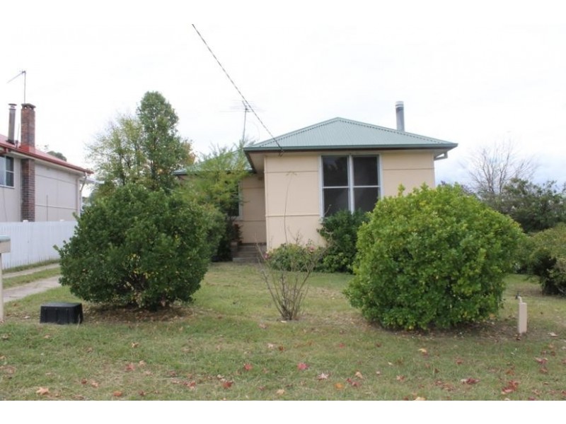 57 JEFFREY STREET, Armidale NSW 2350