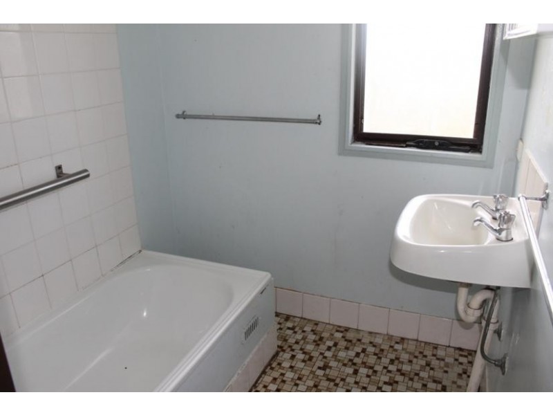 5 BROGAN STREET, Armidale NSW 2350