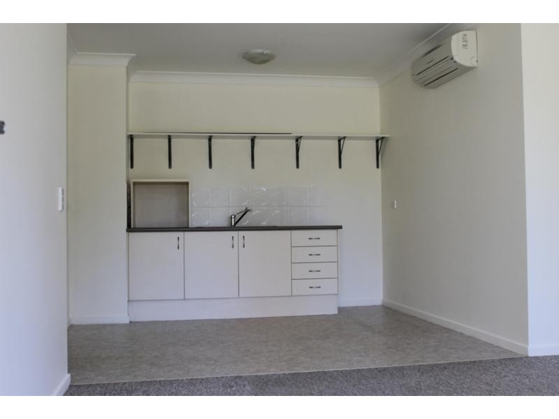 64/80 QUEEN ELIZABETH DRIVE, Armidale NSW 2350