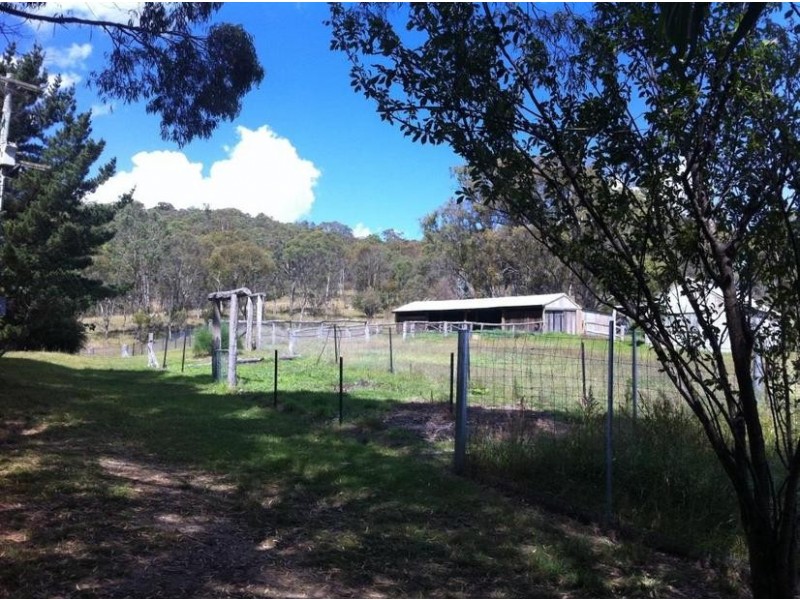 614 Puddledock Road, Armidale NSW 2350