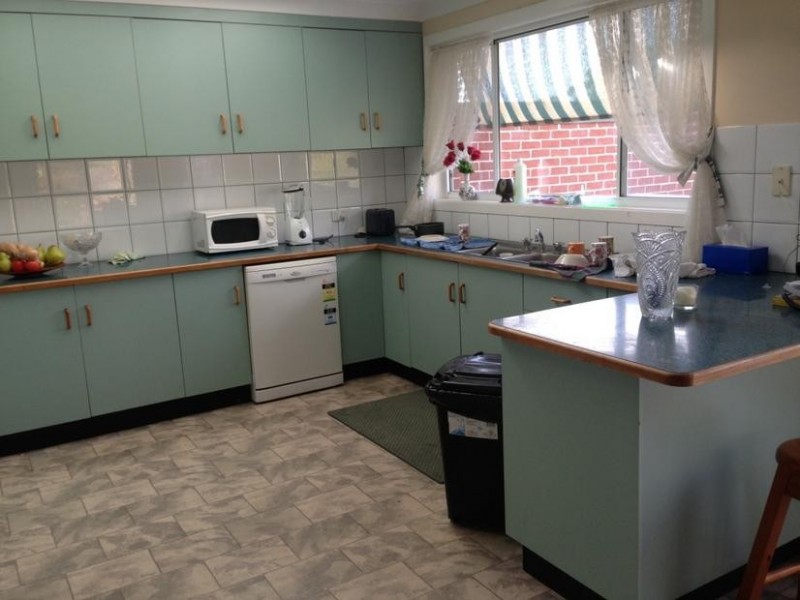 6 Donegal Terrace, Armidale NSW 2350