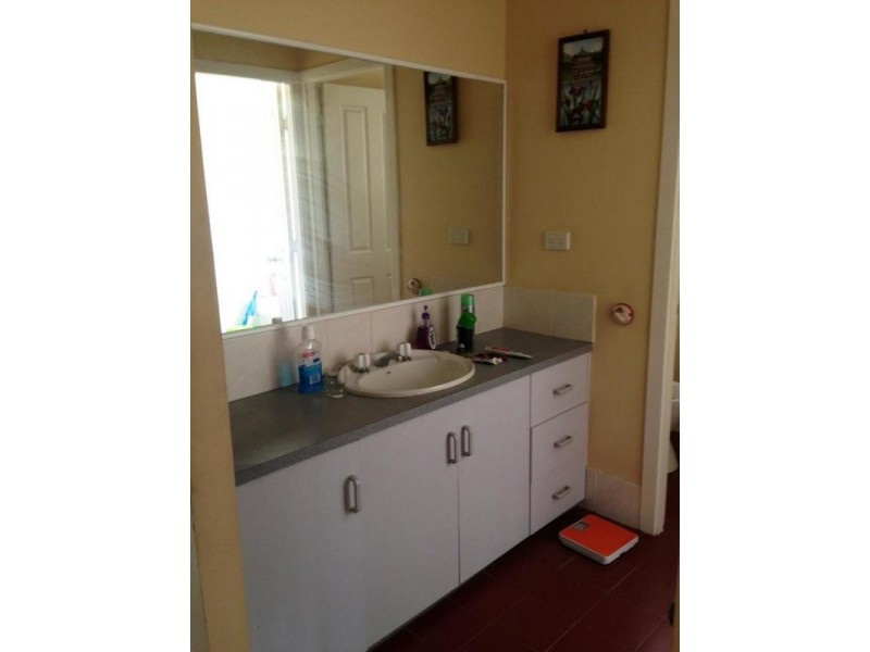 6 Donegal Terrace, Armidale NSW 2350