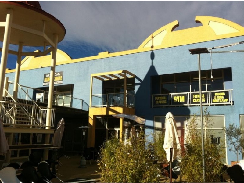 Shop 8 & 9/85 Marsh Street, Armidale NSW 2350