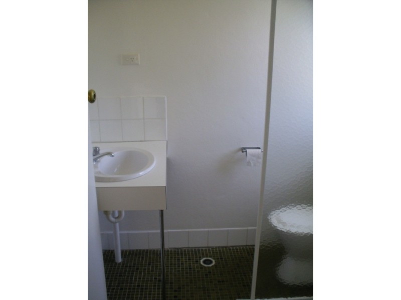 2/21 Catherine Street, Armidale NSW 2350