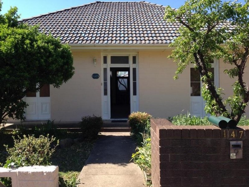 147 Brown Street, Armidale NSW 2350