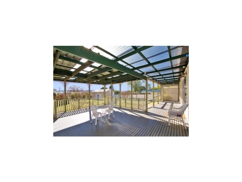 237 BROWN STREET, Armidale NSW 2350