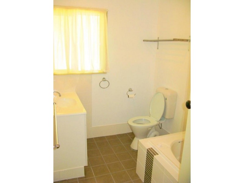 84 ERSKINE STREET, Armidale NSW 2350