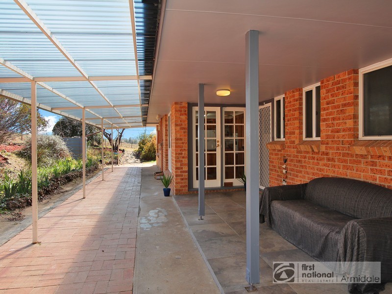 42 COREY ROAD, Armidale NSW 2350