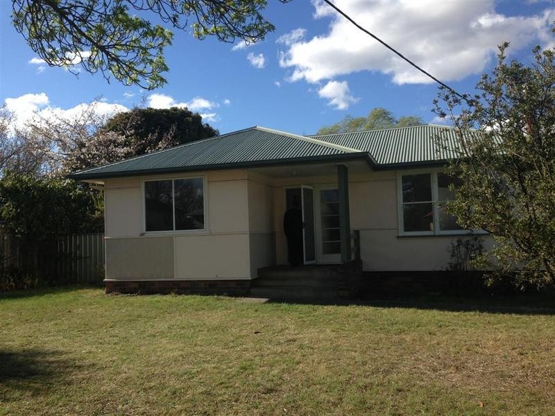 1 Jones Avenue, Armidale NSW 2350