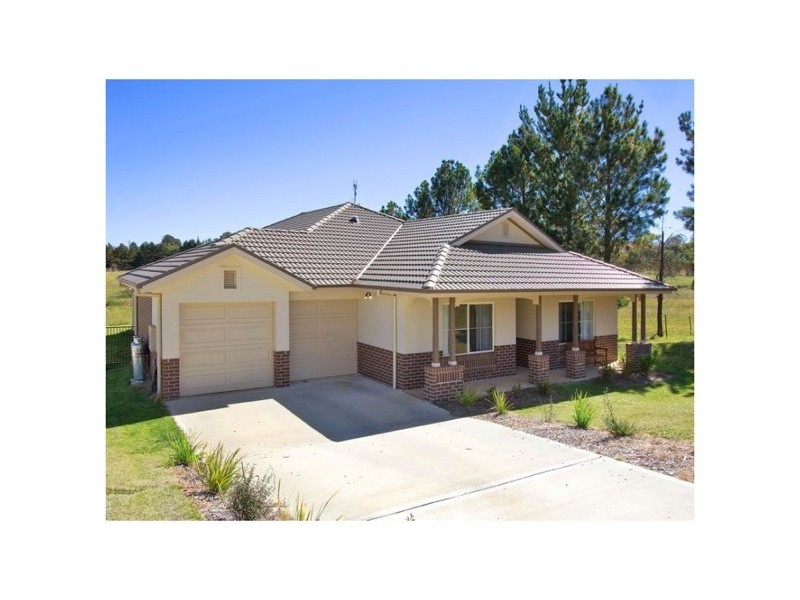 17 Cluny Road, Armidale NSW 2350