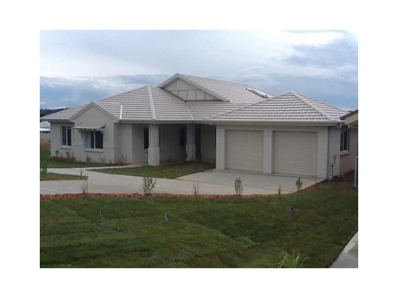 15 Cluny Road, Armidale NSW 2350
