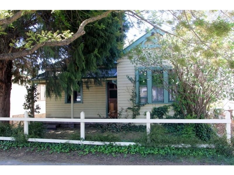 165 BARNEY STREET, Armidale NSW 2350