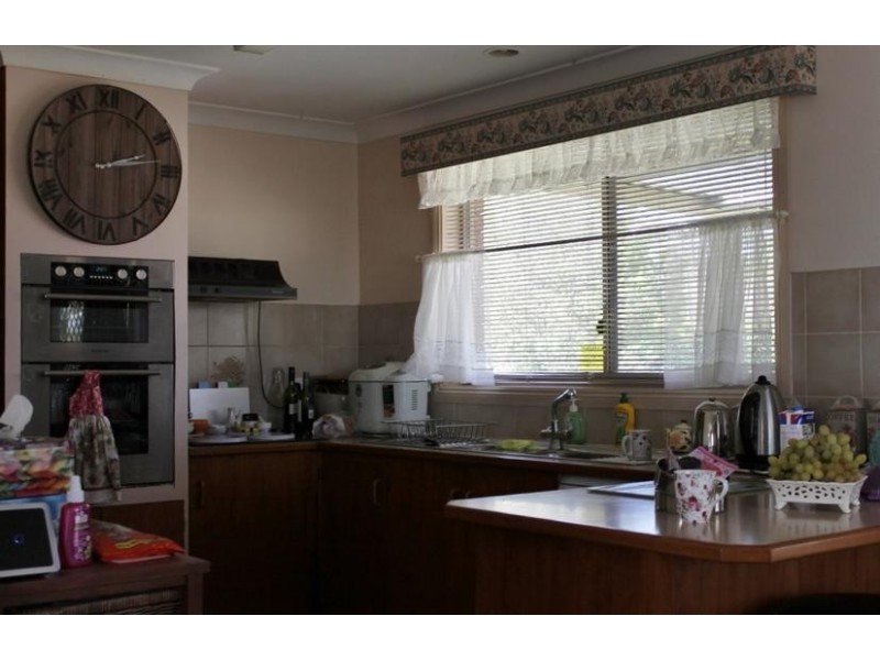 3 EULAHBAR CRESCENT, Armidale NSW 2350