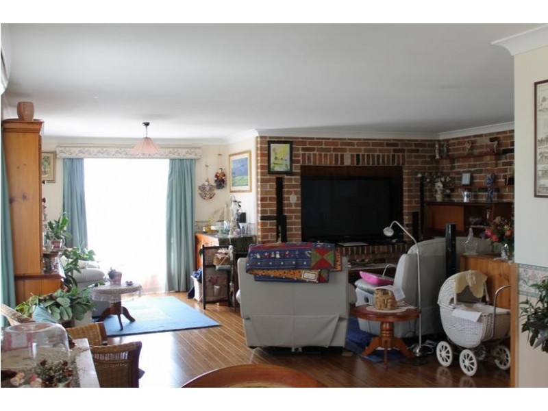 3 EULAHBAR CRESCENT, Armidale NSW 2350