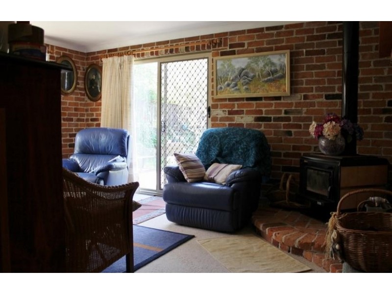 3 EULAHBAR CRESCENT, Armidale NSW 2350
