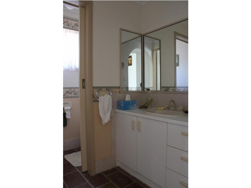 3 EULAHBAR CRESCENT, Armidale NSW 2350