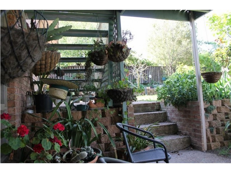 3 EULAHBAR CRESCENT, Armidale NSW 2350