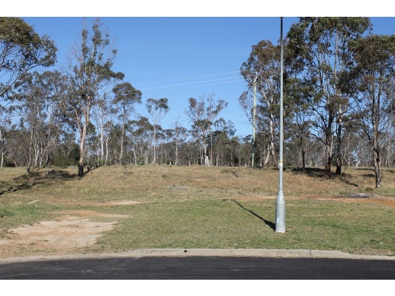 15 MORSON AVE, Armidale NSW 2350