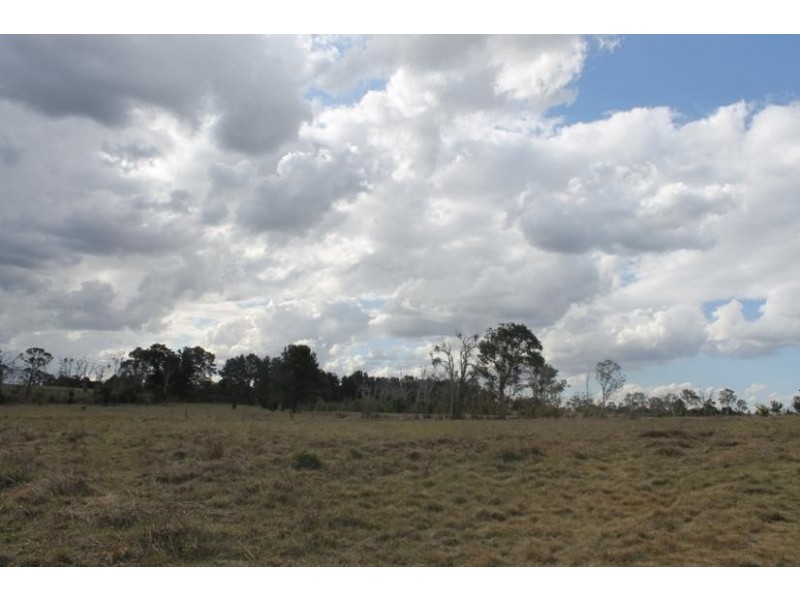 47 MICKELGATE ROAD, Armidale NSW 2350