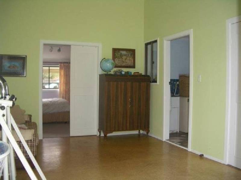 20 Chestnut AVENUE, Armidale NSW 2350