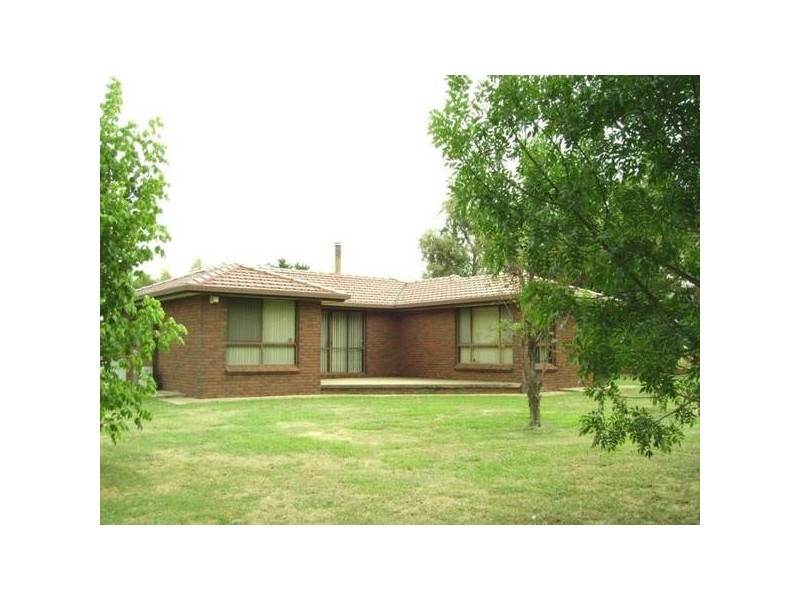 16 WALLINGA ROAD, Armidale NSW 2350